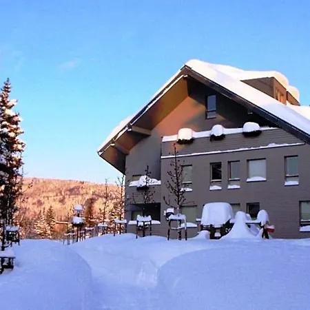 Apartmán Rodinný Apartmán 2+kk S Garáží *